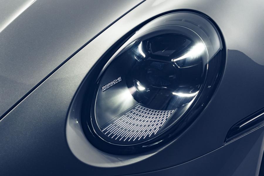 Детали экстерьера Porsche 911 Turbo S (992) 2020 года  (WW) (фото 14 из 49)